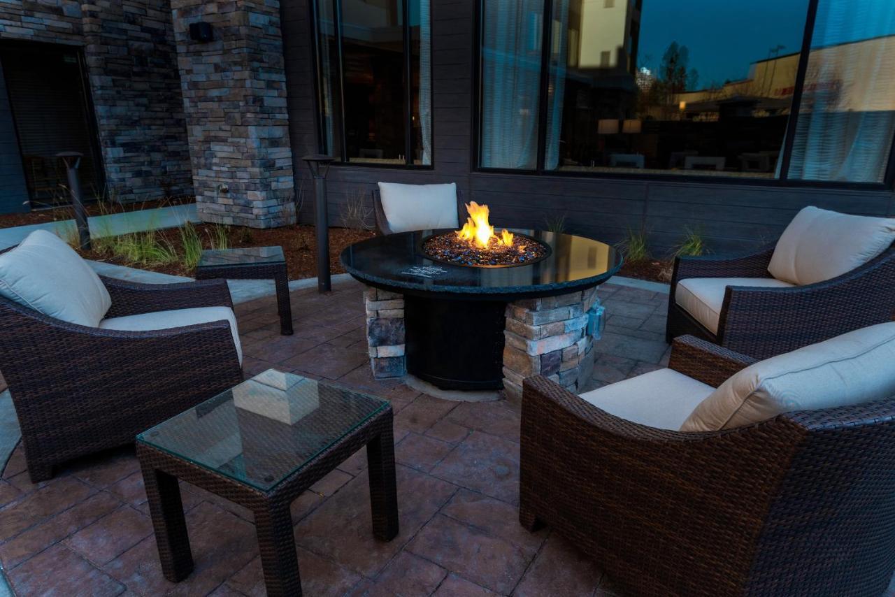 Staybridge Suites Coeur D'Alene By Ihg Екстериор снимка
